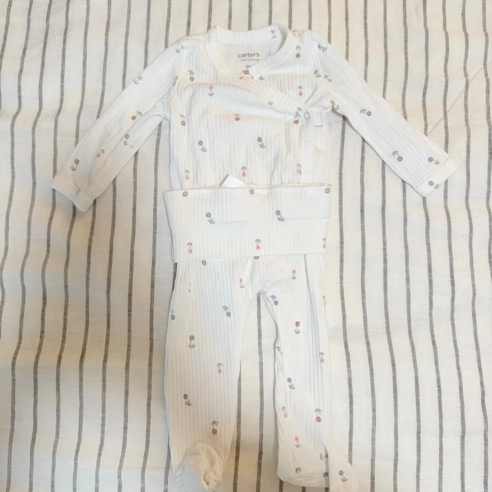 Adorable Baby‎ Clothing Sets in Pink and White Bundles